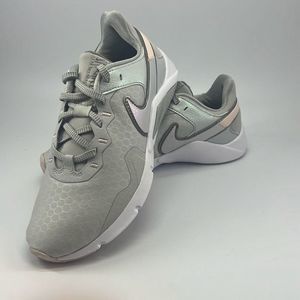 Nike Legend Essential 2 - DK3071